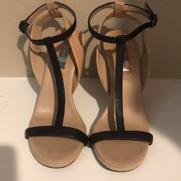 Heels - Picture 1 of 3